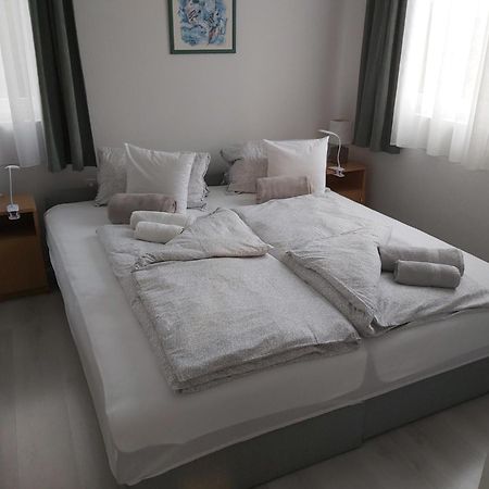 Apartmanház Horváth Balatonboglár Exterior foto