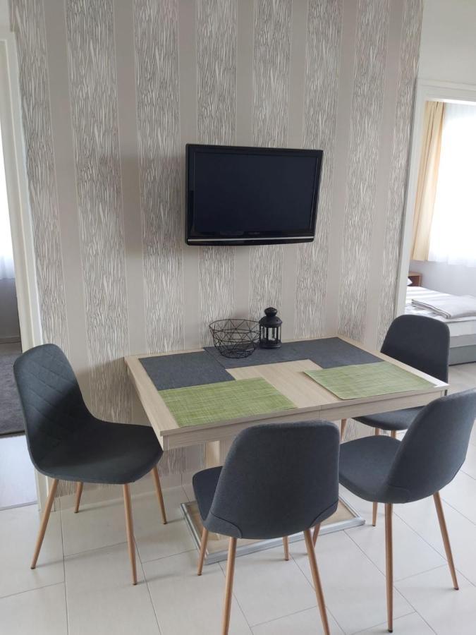 Apartmanház Horváth Balatonboglár Exterior foto