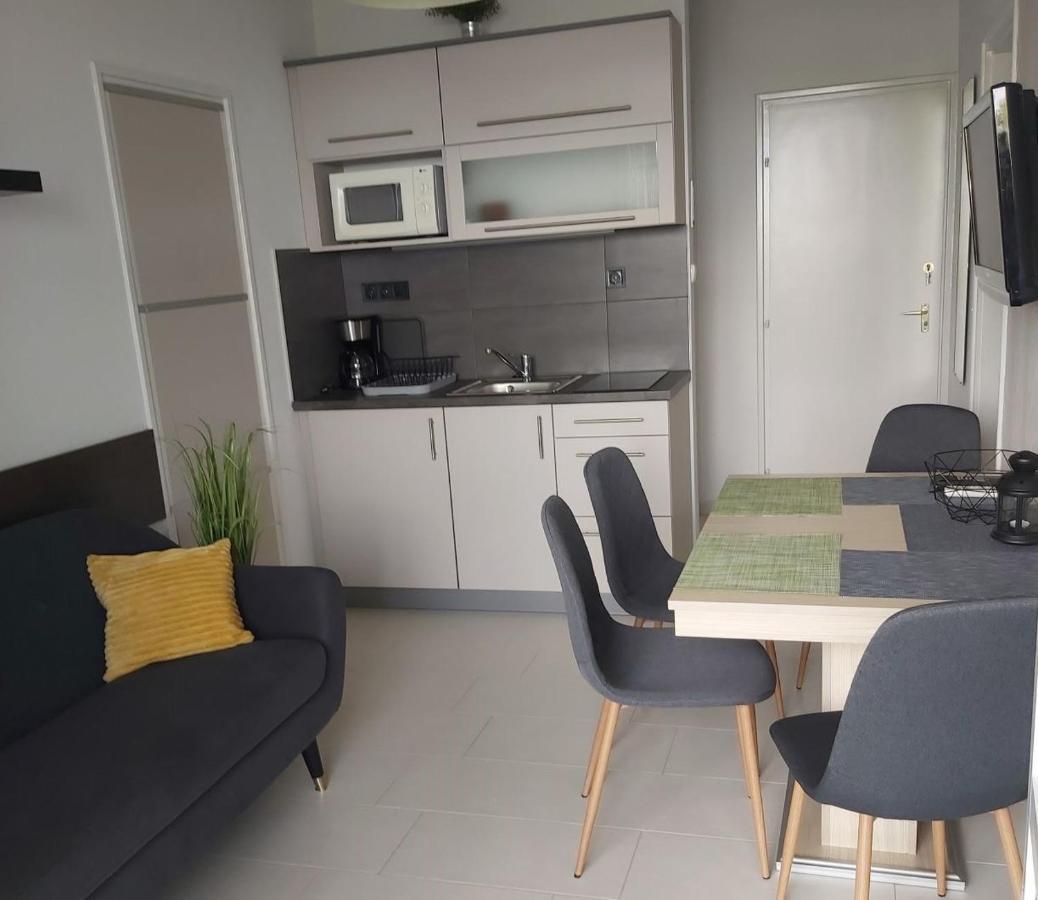 Apartmanház Horváth Balatonboglár Exterior foto