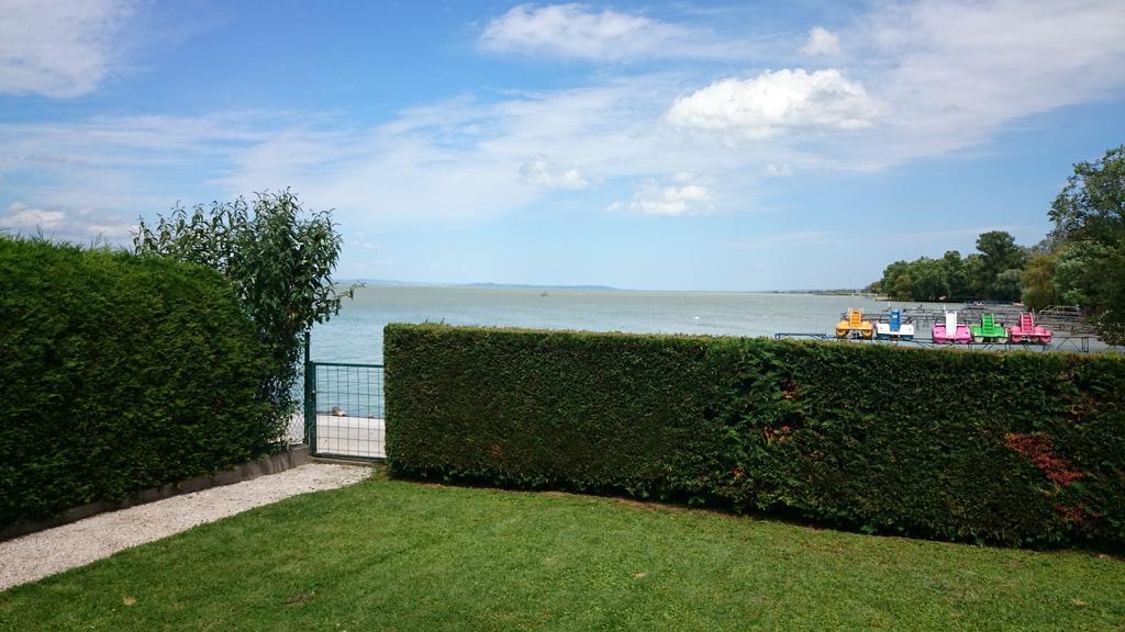 Apartmanház Horváth Balatonboglár Exterior foto