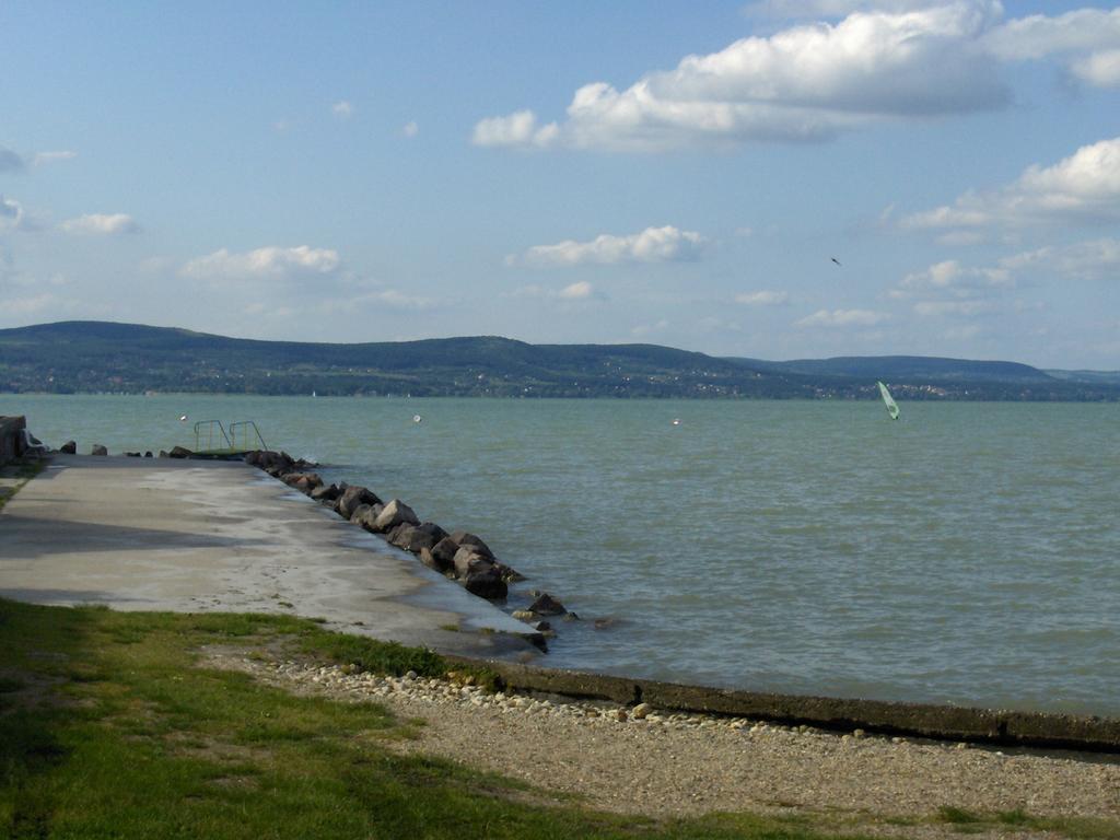 Apartmanház Horváth Balatonboglár Exterior foto